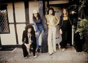 リッジファームスタジオ／クイーン