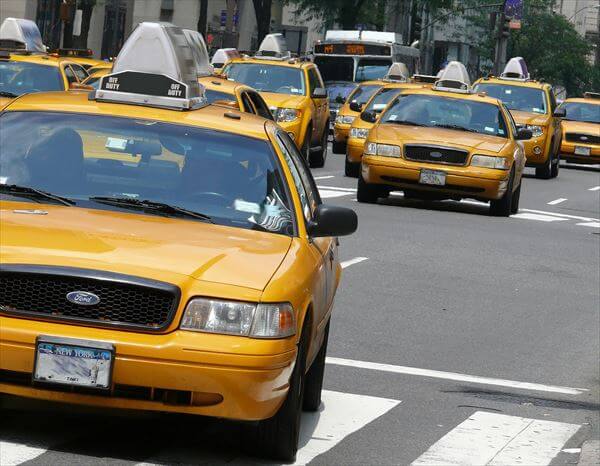 タクシー taxi